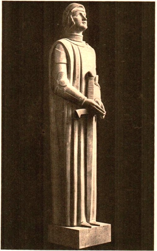 Statue de Jeanne d'Arc par Vézien ossuaire de Douaumont